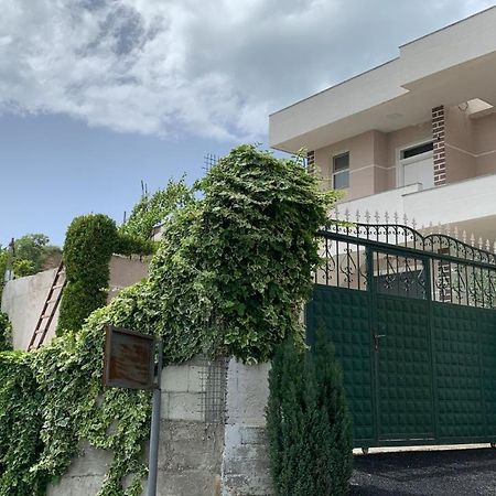 Vila Gjergji Дуррес Екстер'єр фото