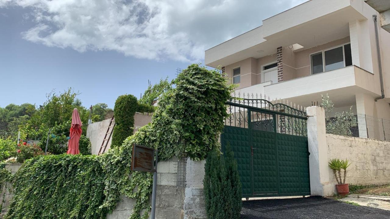 Vila Gjergji Дуррес Екстер'єр фото